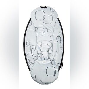 4moms mamaRoo New In Package Extra Seat Fabric Silver Plush models #1026,1037